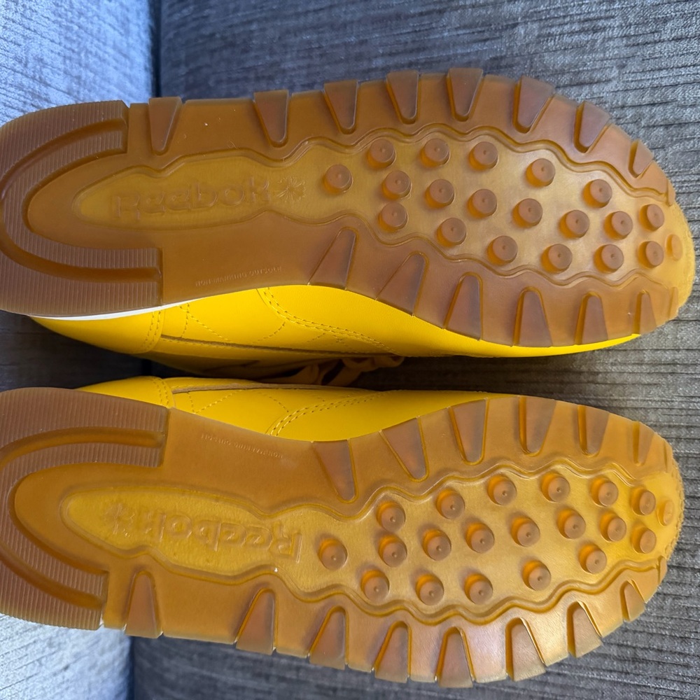 Reebok Classic Leather Sneakers - Yellow - Picture 5 of 7